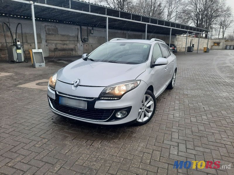 2012' Renault Megane photo #1