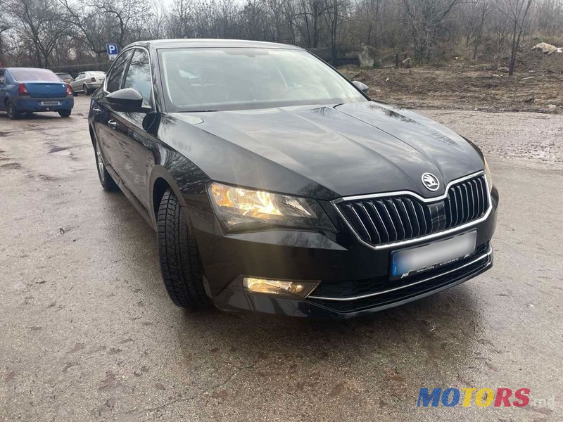 2017' Skoda Superb photo #2