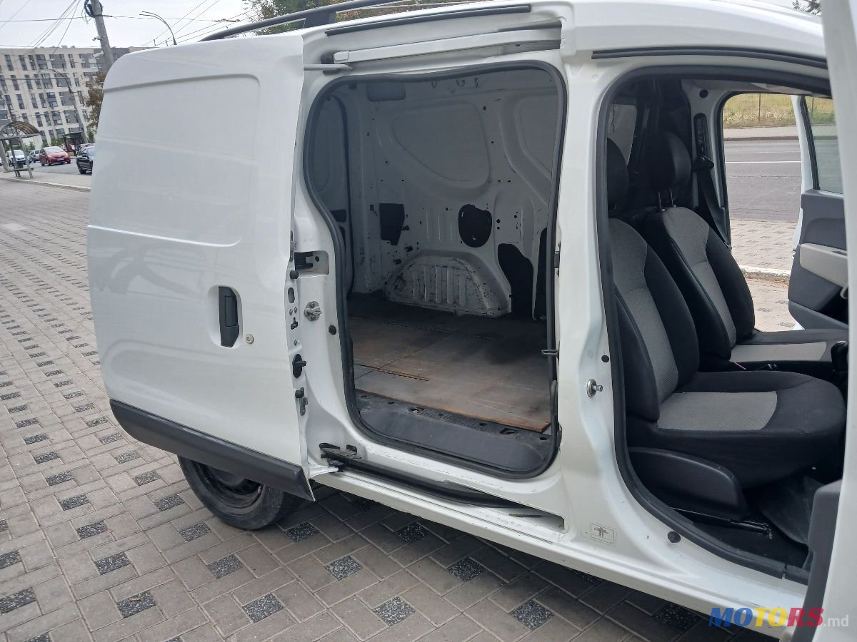 2014' Dacia Dokker photo #4