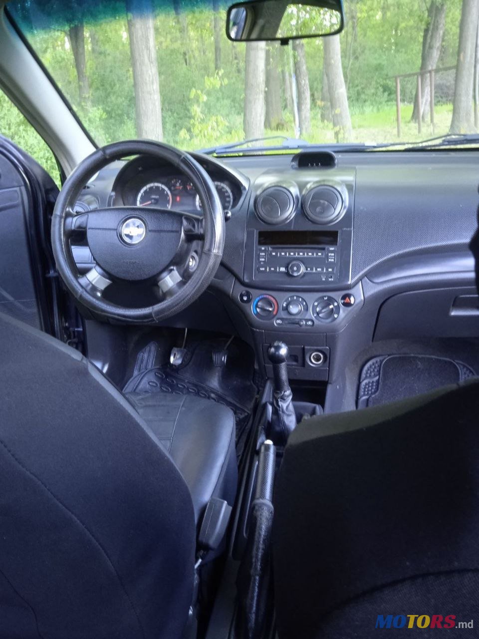 2010' Chevrolet Aveo photo #3