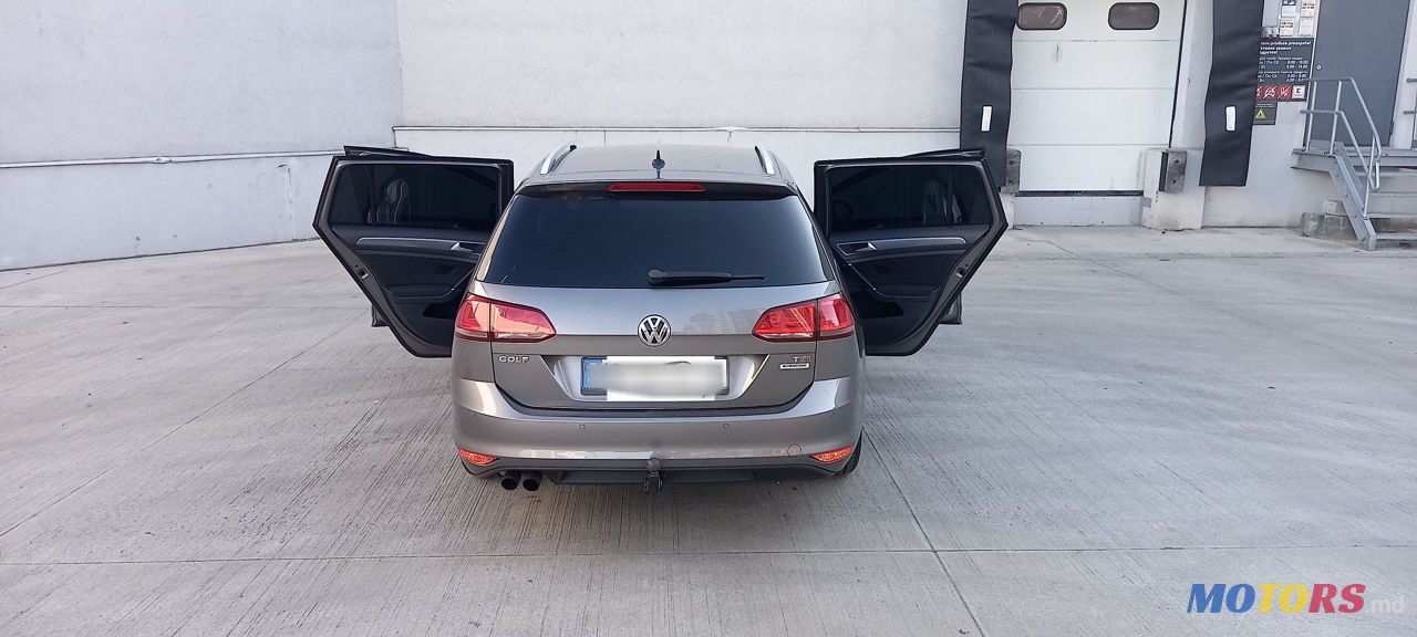 2016' Volkswagen Golf photo #1