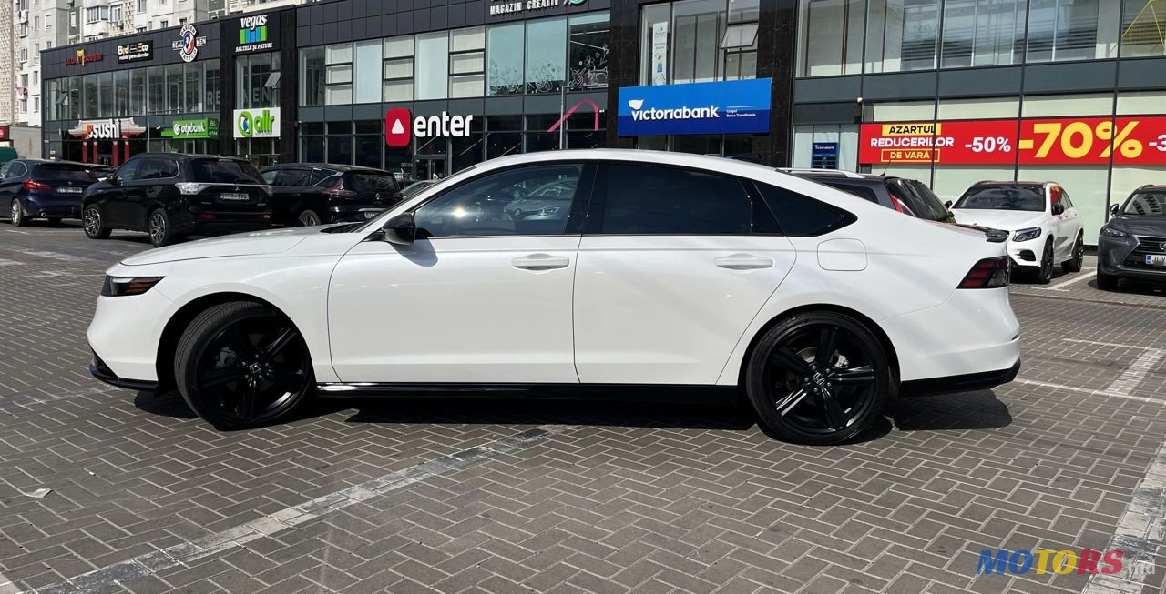 2023' Honda Accord photo #2