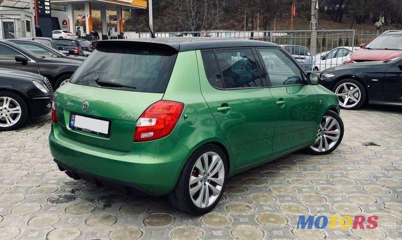2012' Skoda Fabia photo #3