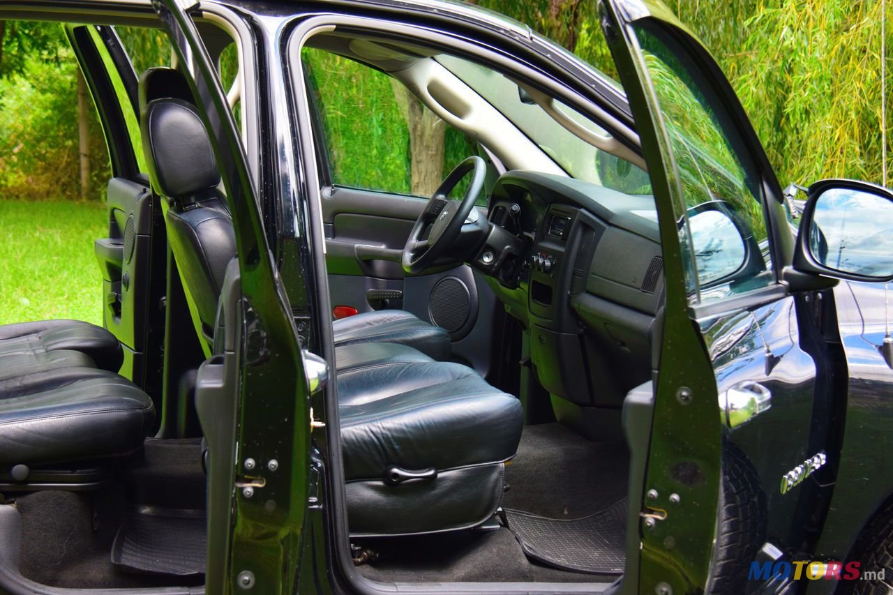 2004' Dodge Ram photo #5