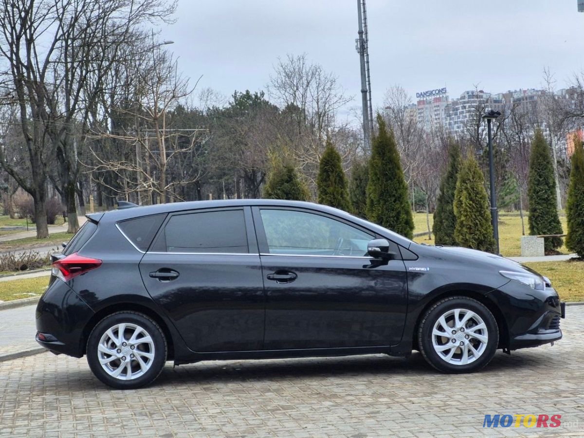 2018' Toyota Auris photo #5