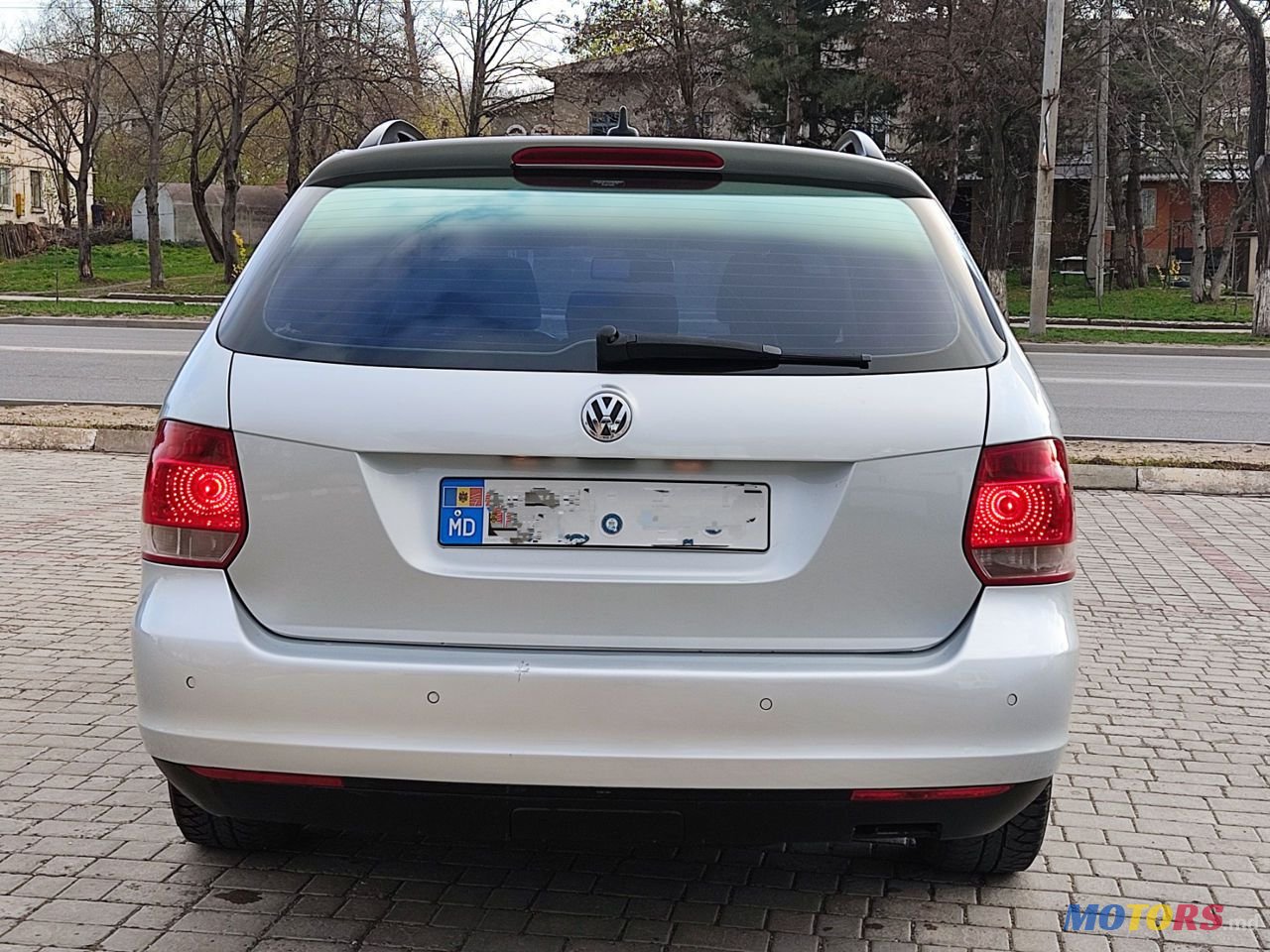 2008' Volkswagen Golf photo #6