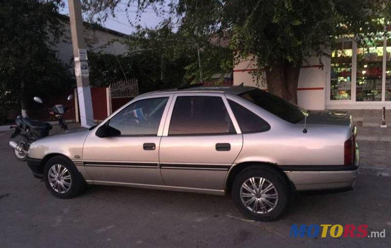 1993' Opel Vectra photo #1