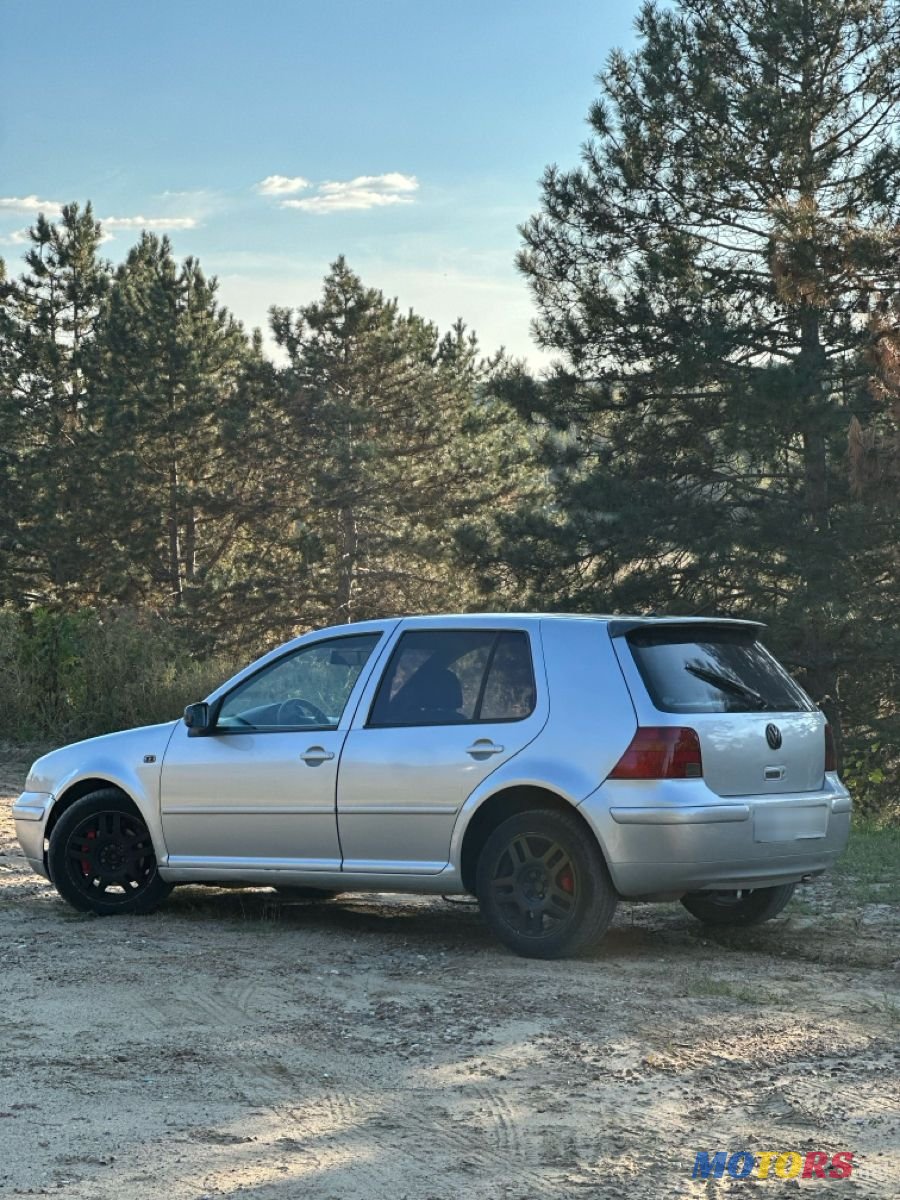 2000' Volkswagen Golf photo #4