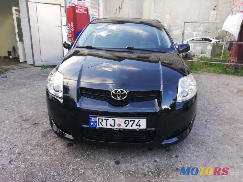 2009' Toyota Auris photo #6