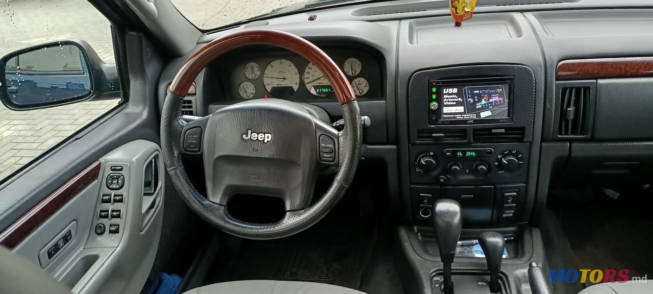 2004' Jeep Grand Cherokee photo #6