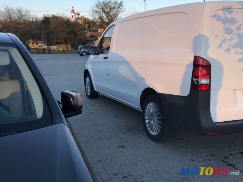 2017' Mercedes-Benz Vito photo #2