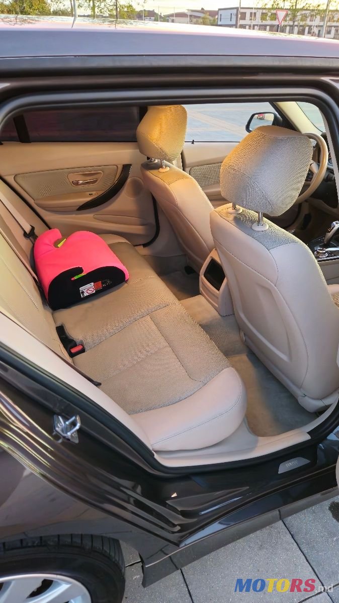 2014' BMW 3 Series photo #6