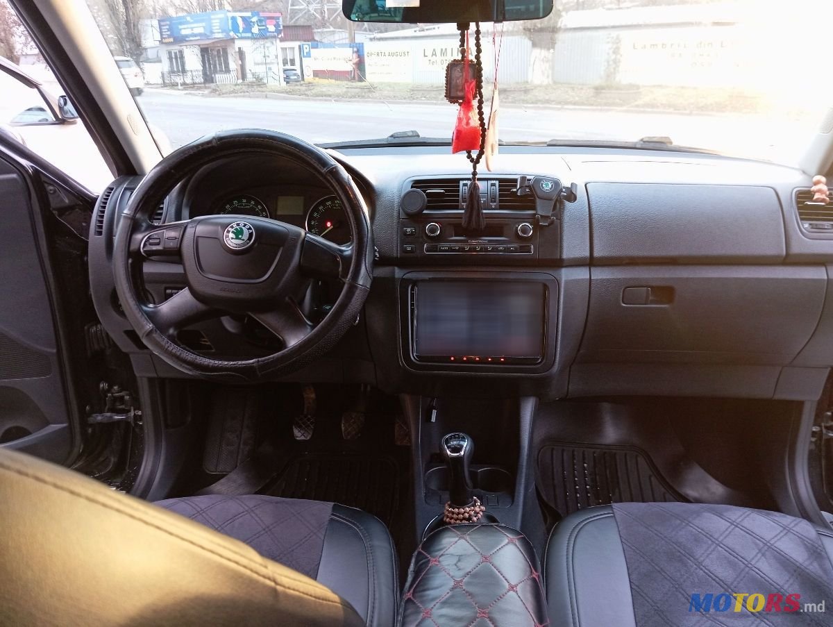 2010' Skoda Fabia photo #5