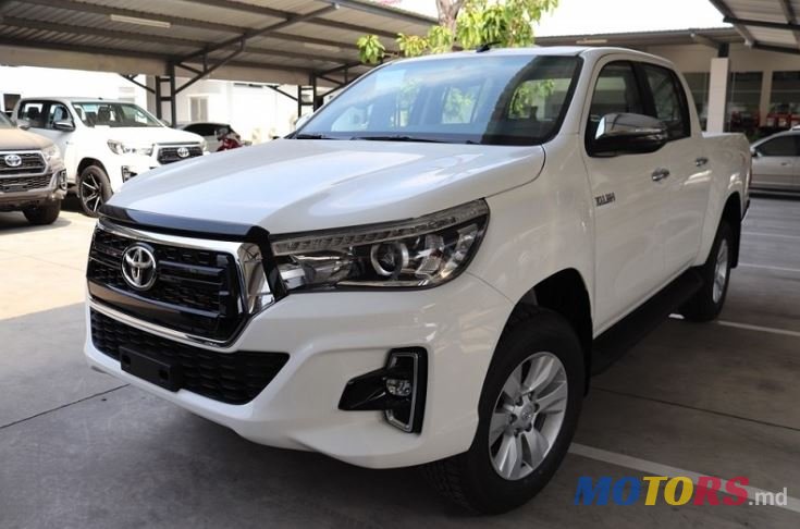 2020' Toyota Hilux Revo G photo #1