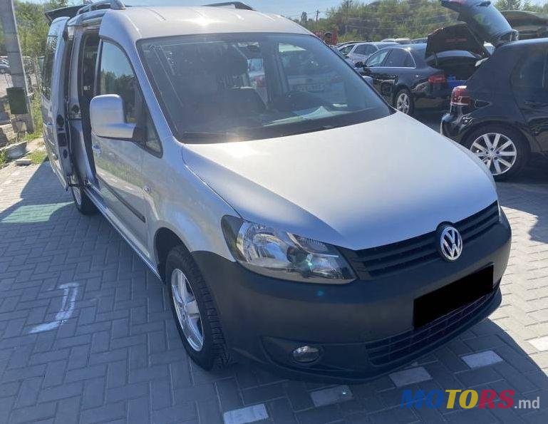 2010' Volkswagen Caddy photo #1