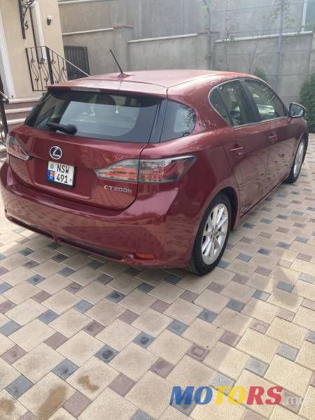 2011' Lexus CT photo #6