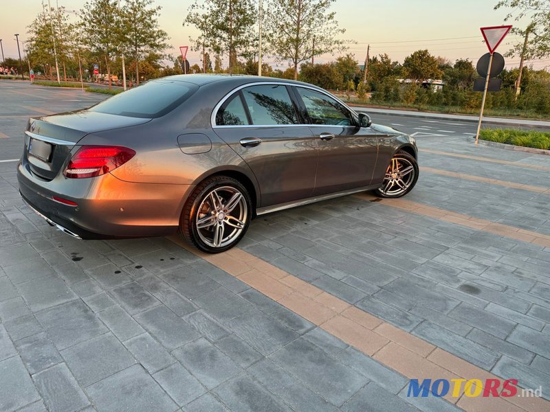 2016' Mercedes-Benz E-Class photo #1