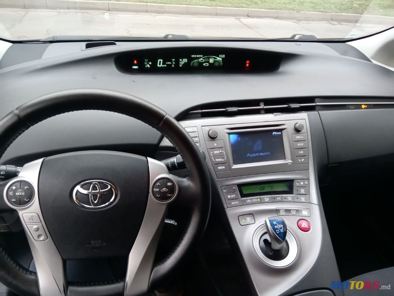 2015' Toyota Prius photo #4