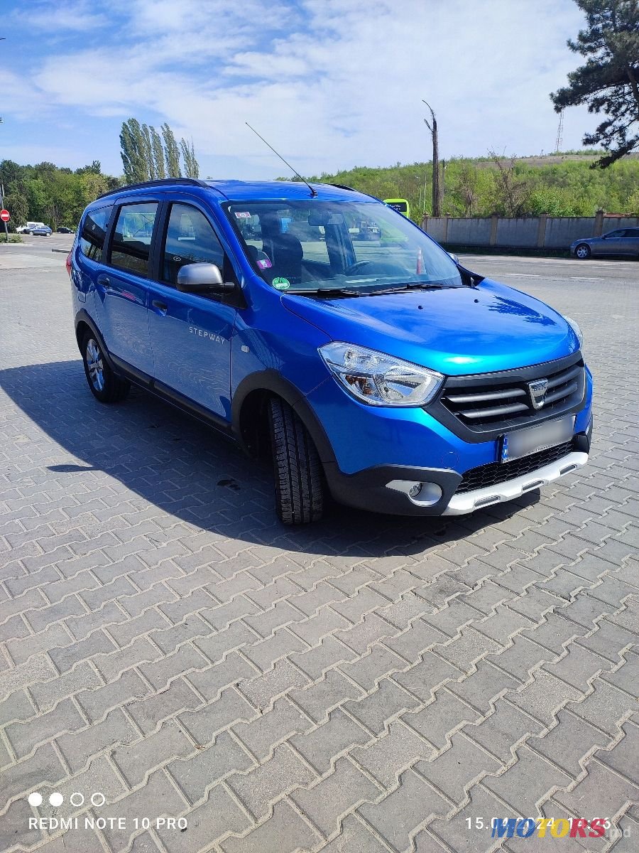 2016' Dacia Lodgy photo #3