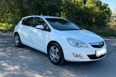 2012' Opel Astra