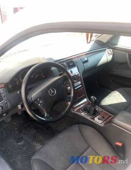 2000' Mercedes-Benz E photo #1