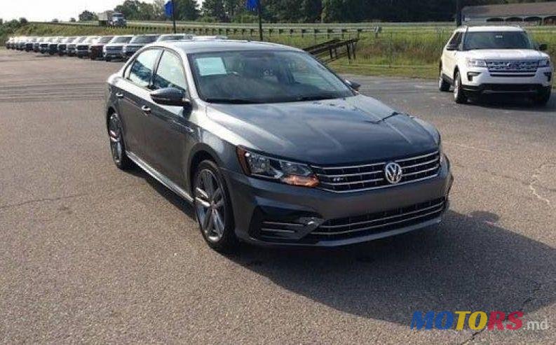 2019' Volkswagen Passat photo #1