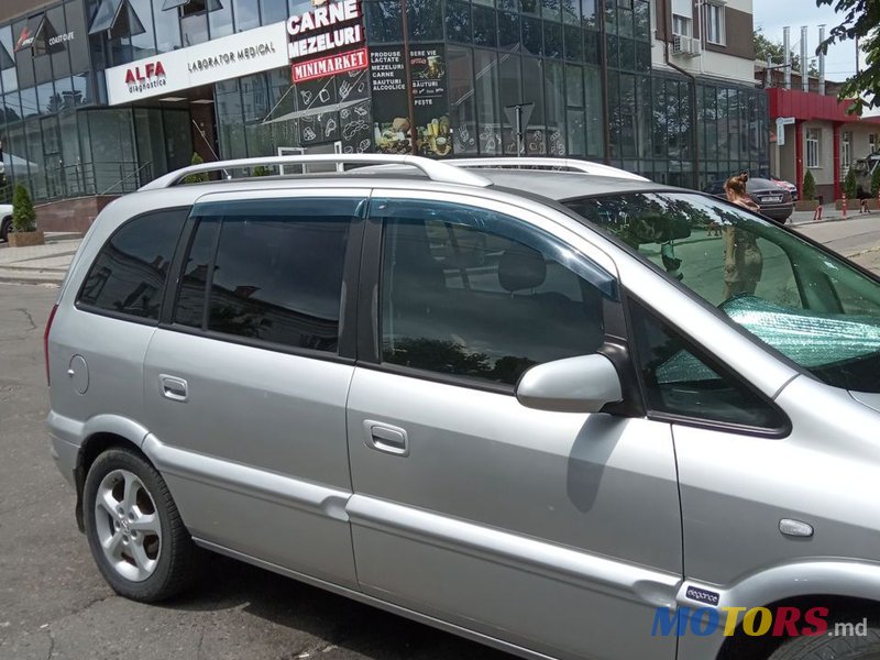 2004' Opel Zafira photo #6