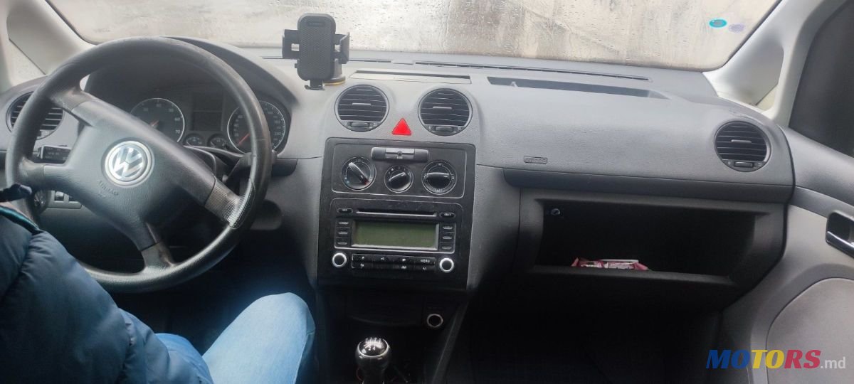 2005' Volkswagen Caddy photo #5