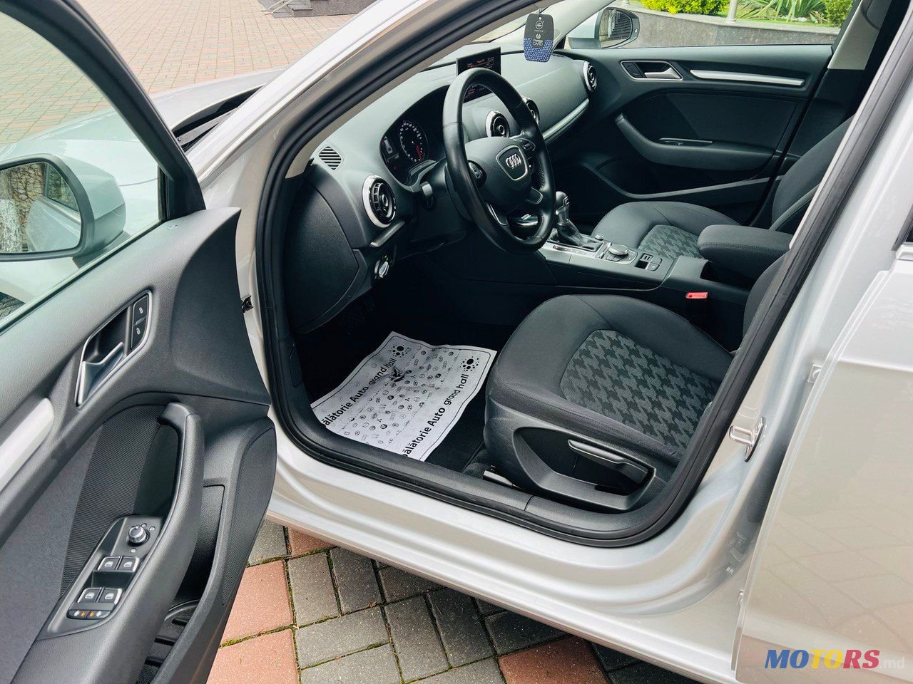 2013' Audi A3 photo #5