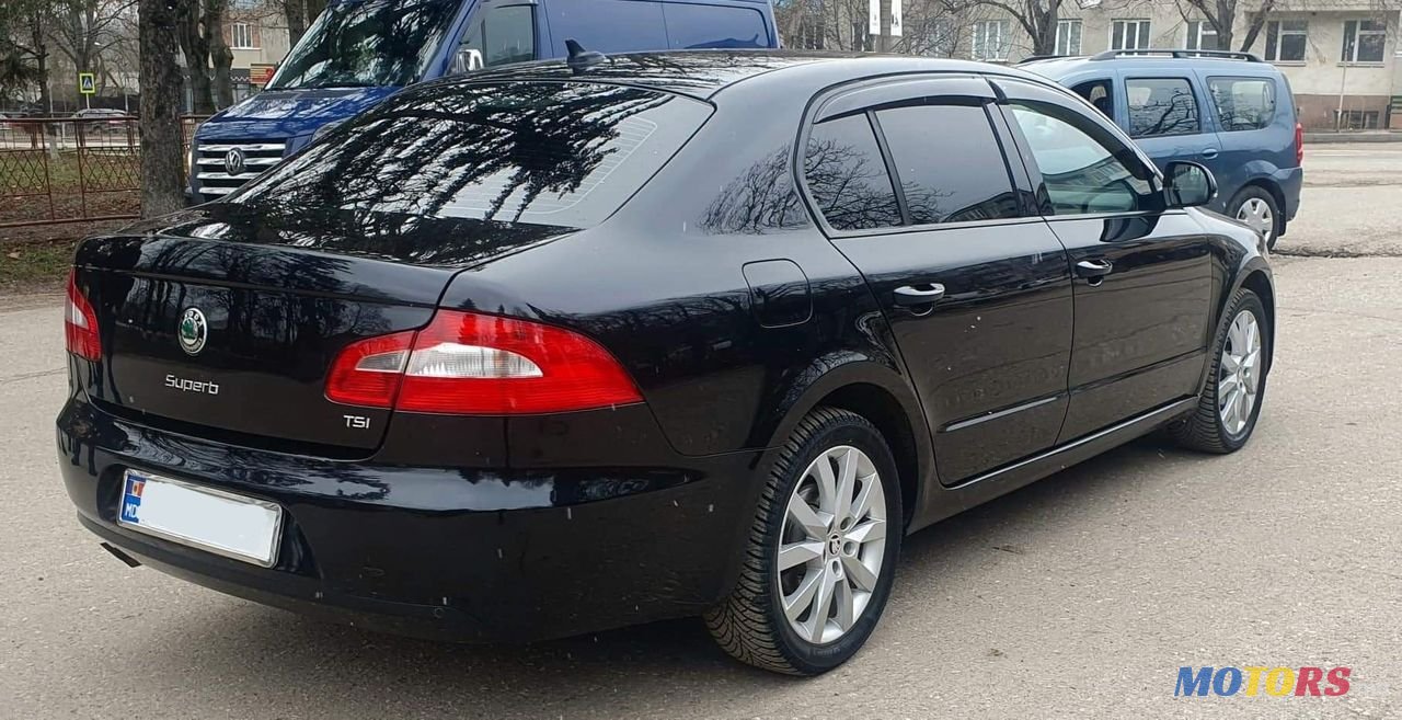 2010' Skoda Superb photo #4