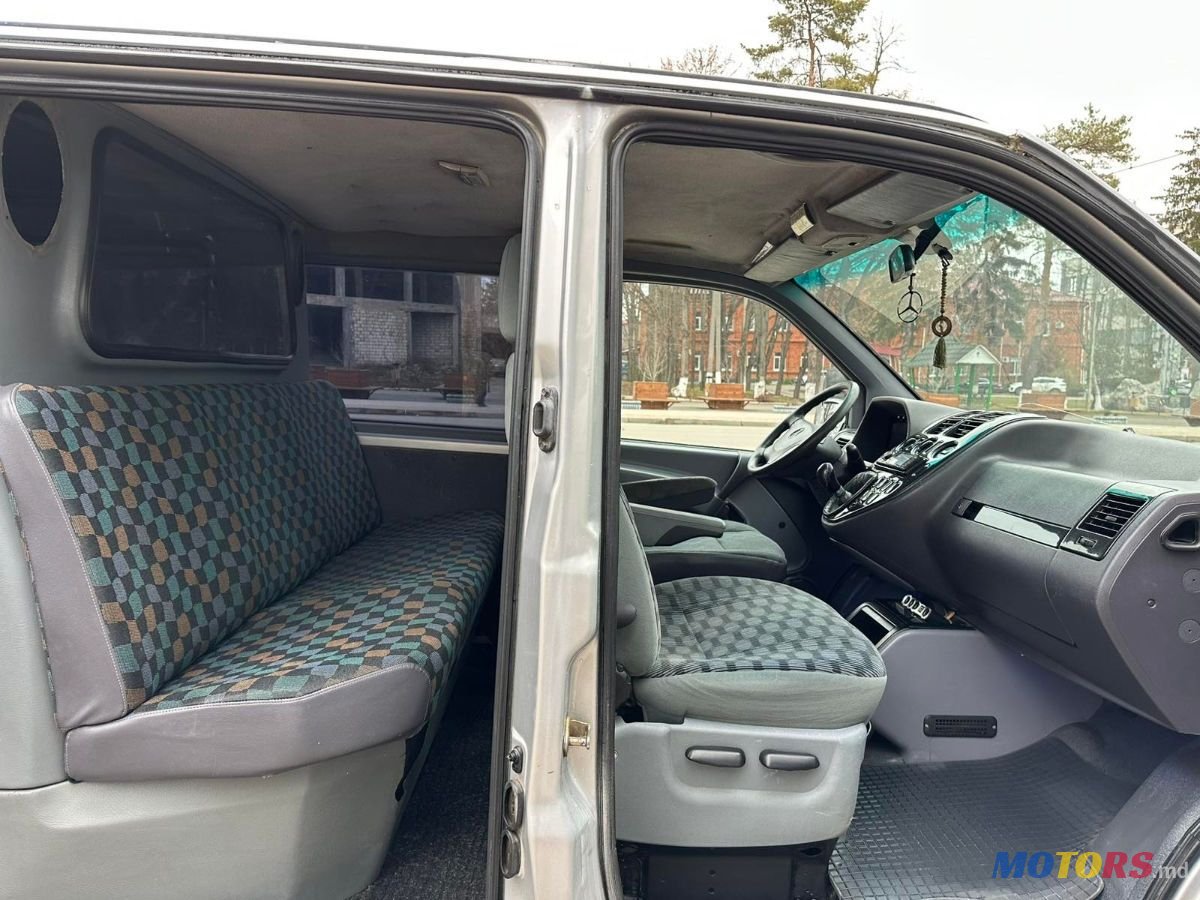 2001' Mercedes-Benz Vito photo #6