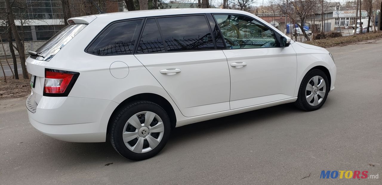 2016' Skoda Fabia photo #3