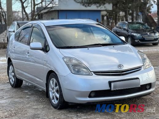 2008' Toyota Prius + photo #4