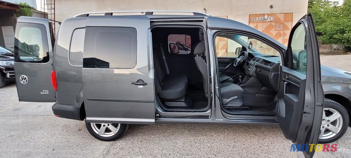 2016' Volkswagen Caddy photo #4