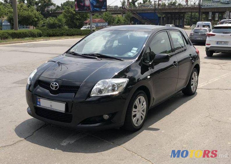 2008' Toyota Auris photo #1