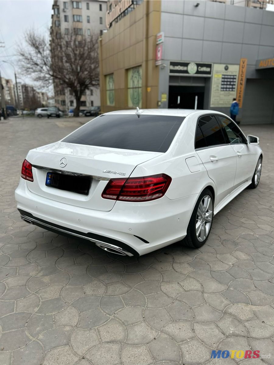2013' Mercedes-Benz E-Class photo #5
