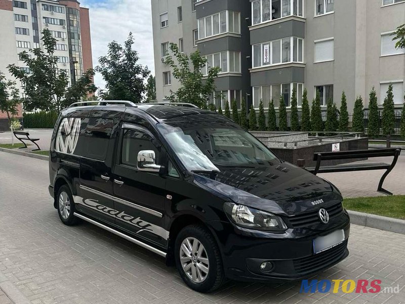 2015' Volkswagen Caddy photo #2