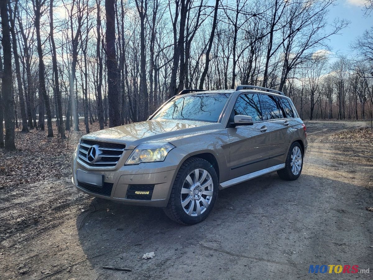 2010' Mercedes-Benz GLK-Class photo #4