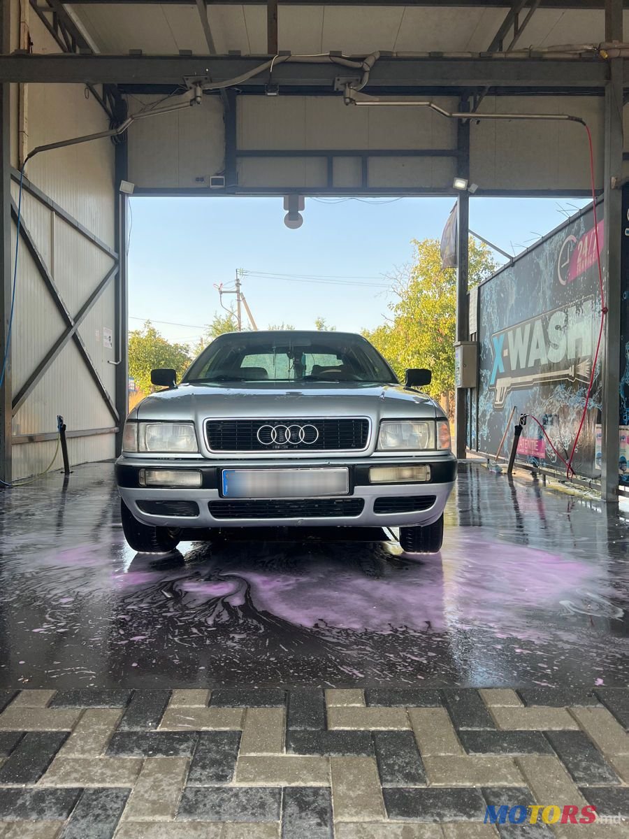 1992' Audi 80 photo #1
