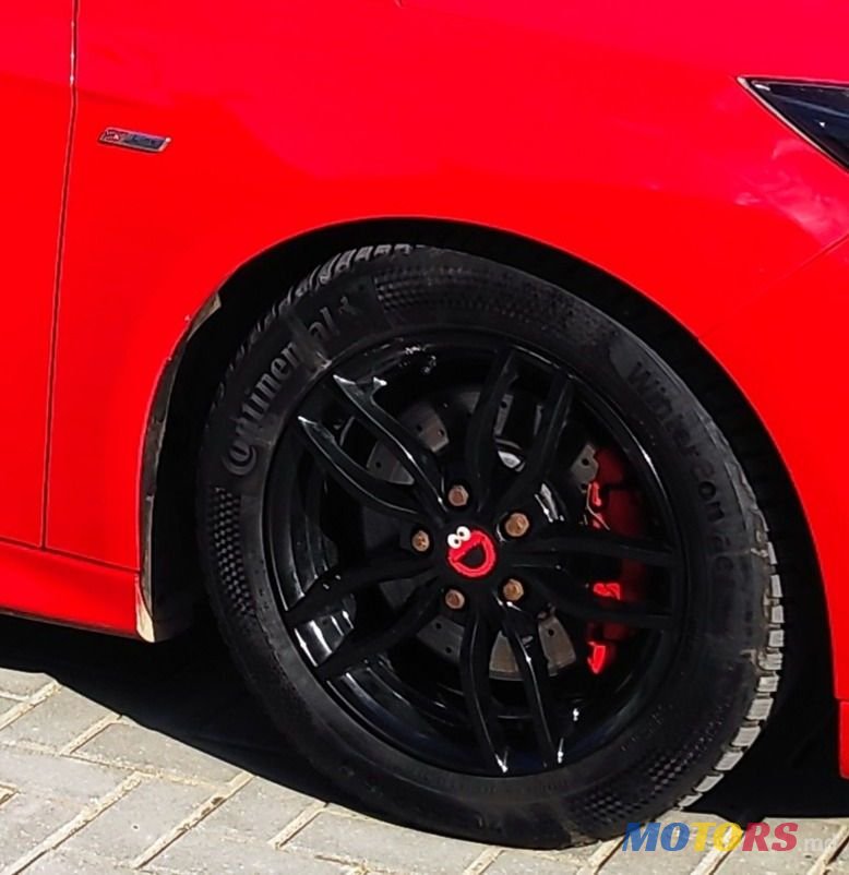 2017' Ford Focus ST photo #5