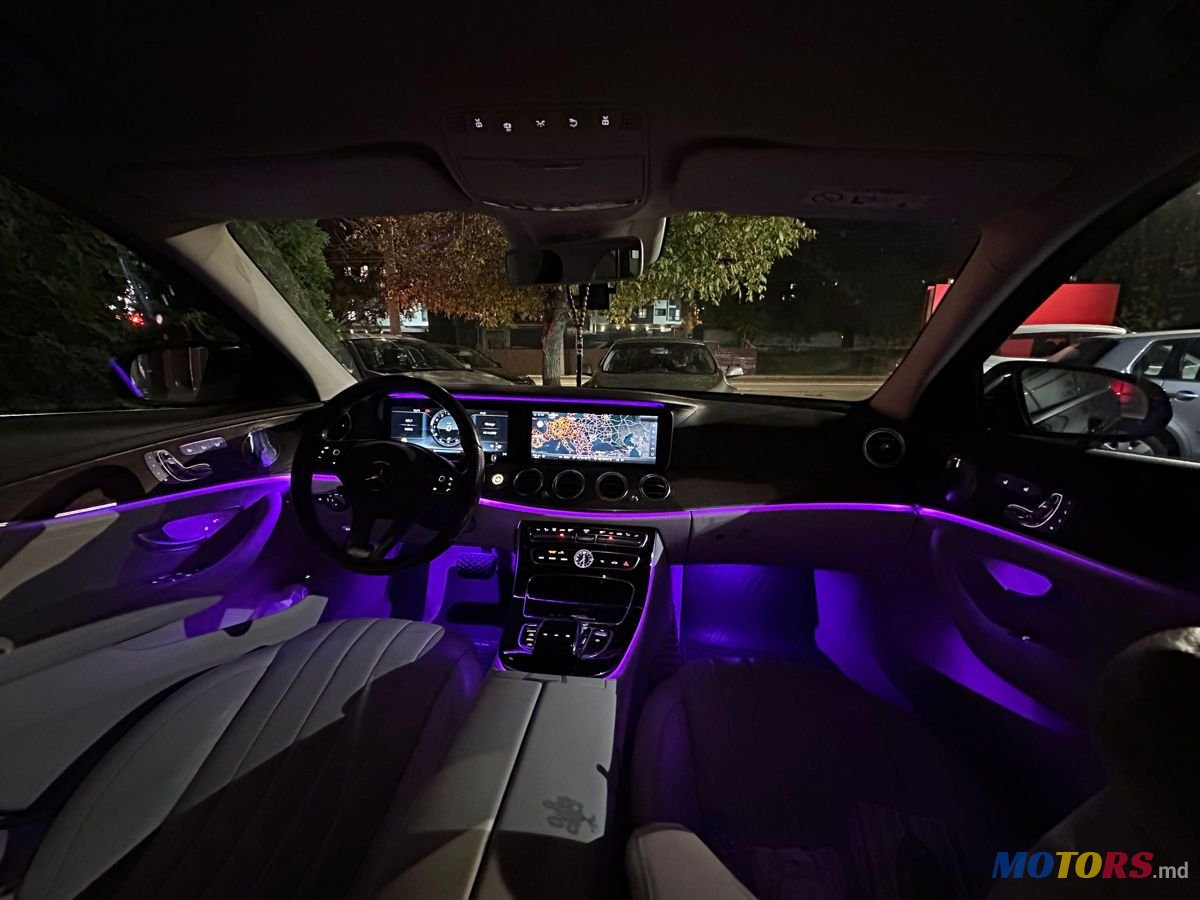 2017' Mercedes-Benz E-Class photo #2