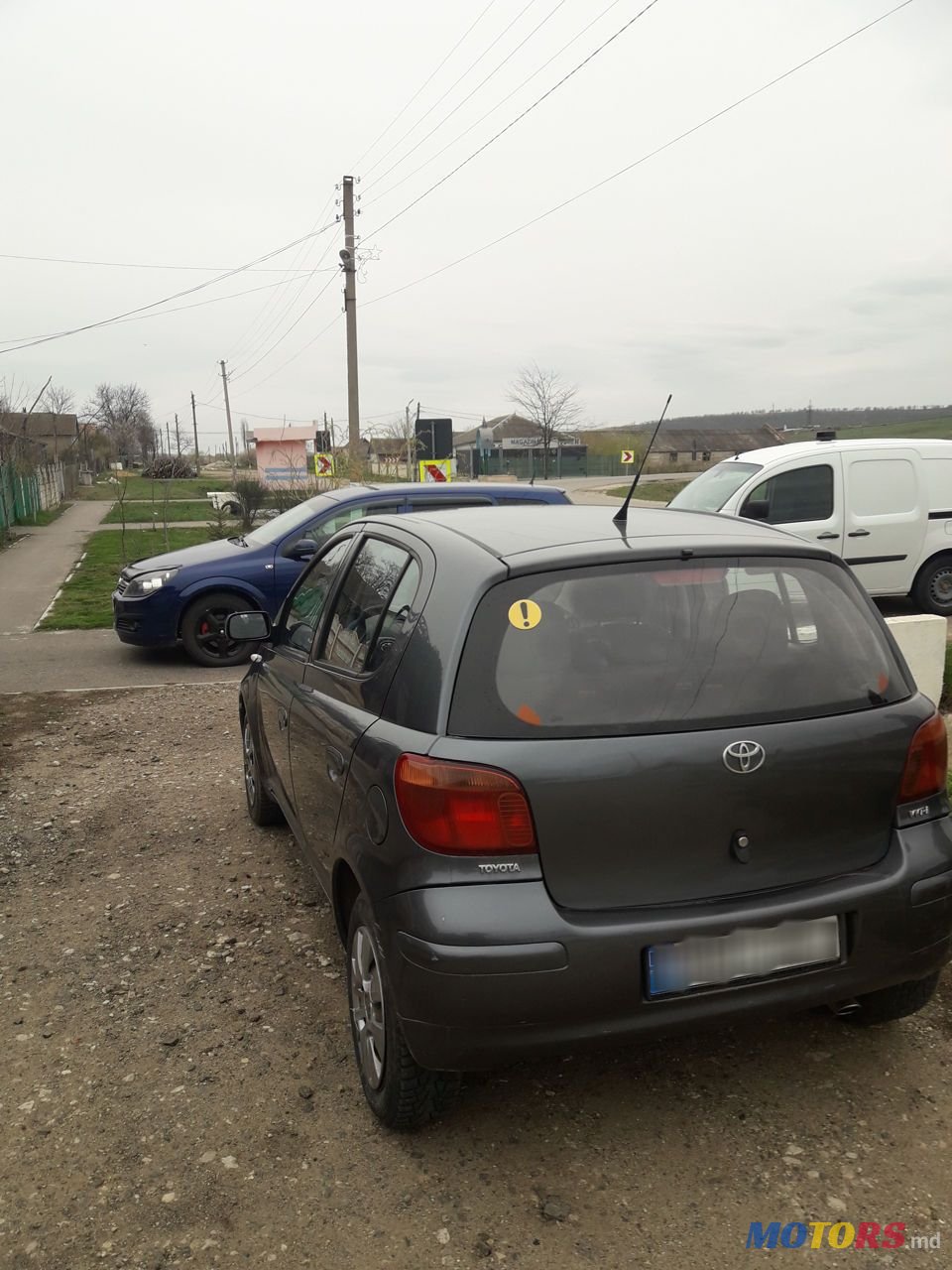 2004' Toyota Yaris photo #5