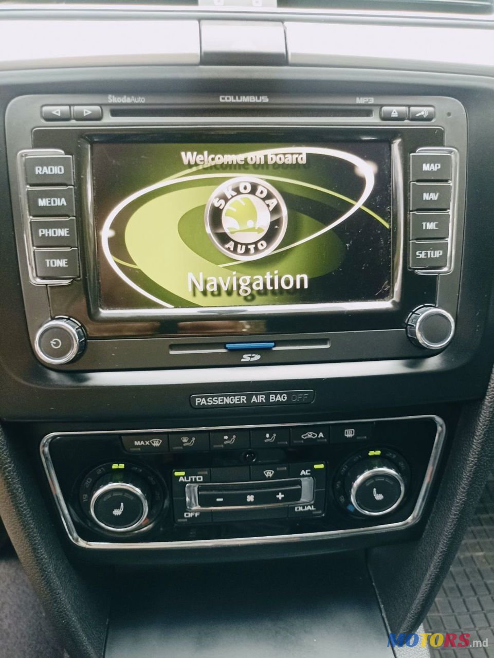 2013' Skoda Superb photo #6