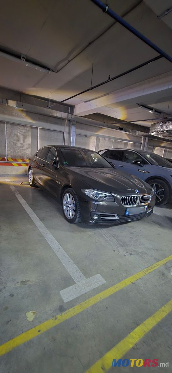 2016' BMW 5 Series photo #1