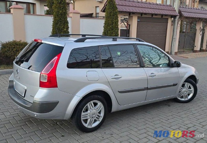 2007' Renault Megane photo #5