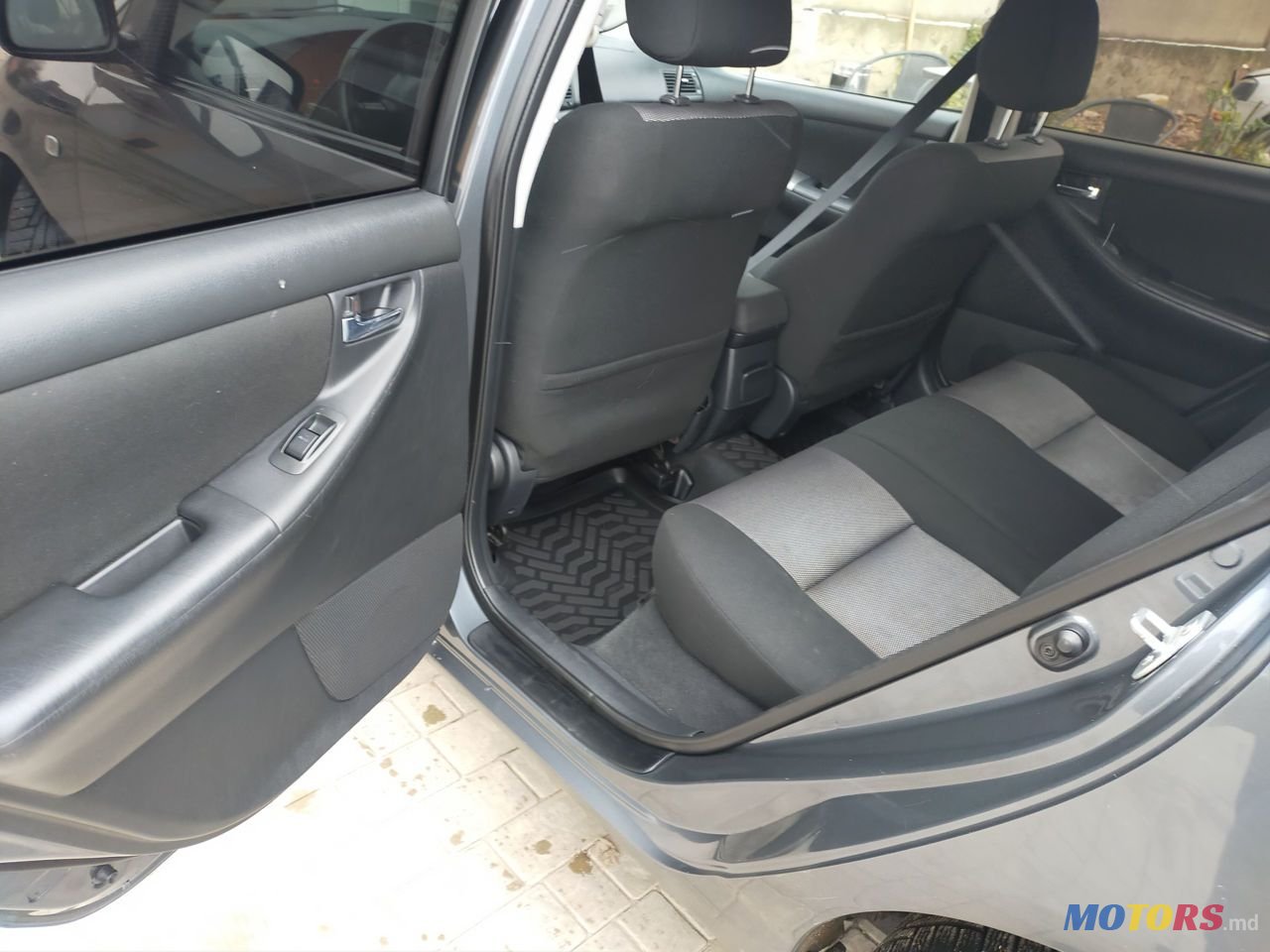 2006' Toyota Corolla photo #3