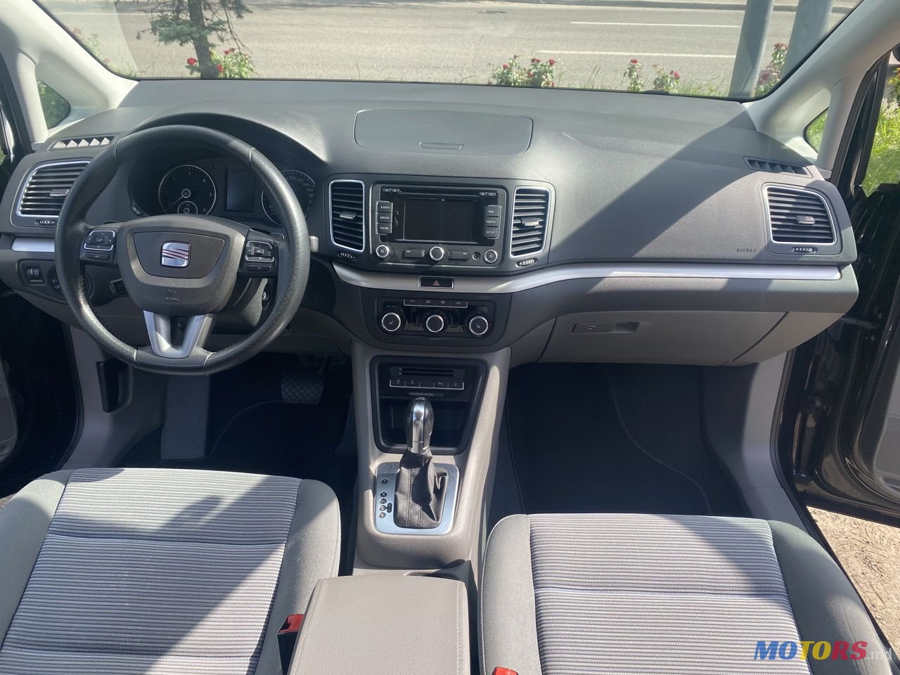 2013' SEAT Alhambra photo #1