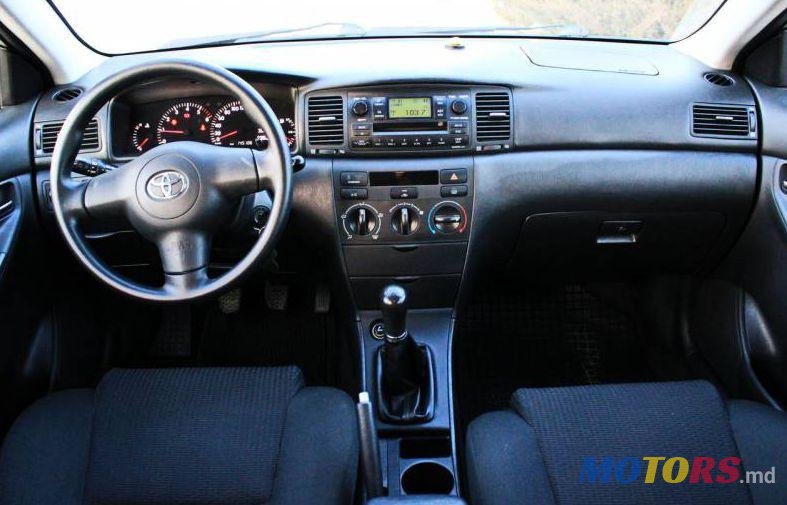 2007' Toyota Corolla photo #2