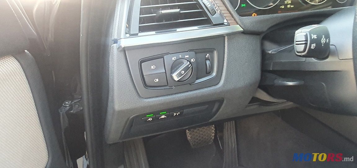 2014' BMW 5 Series photo #5