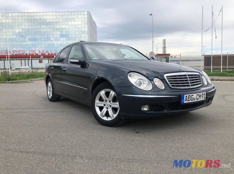 2005' Mercedes-Benz E photo #4